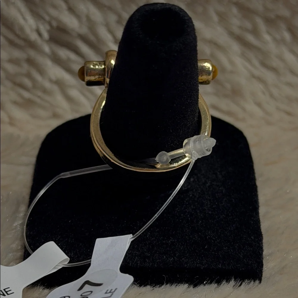 FREE PEOPLE On Lock Ring - Picture 7 of 10